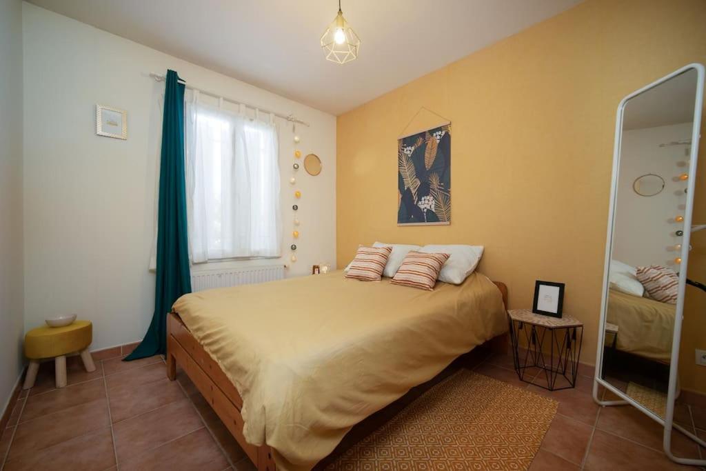 Appartement Tout Equipe Terrasse Et Parking Prive Marseille Exteriör bild